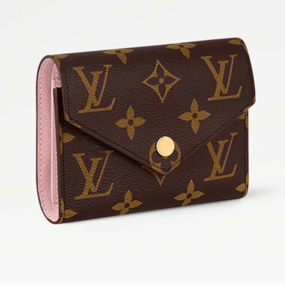 100% Authentic Louis Vuitton Victorine Wallet❤️